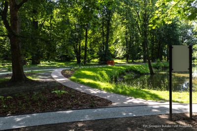 zdjęcie z rewitalizacji parku na os. Słocina, fot. Grzegorz Bukała, Urząd Miasta Rzeszowa